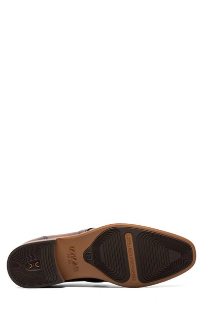 Stacy Adams Buckley Apron Toe Loafer In Brown