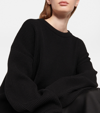 Shop The Row Edmonton Ribbed-knit Cashmere Sweater In Black