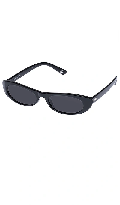 Aire Avior In Black