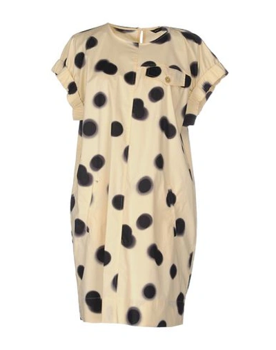 Marc By Marc Jacobs Short Dresses In Beige
