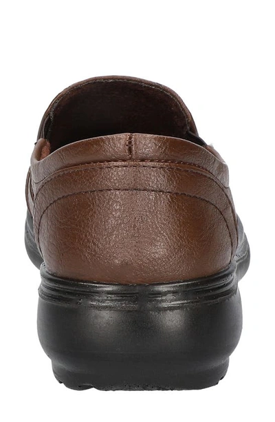 Easy Street Ultimate Comfort Slip-on In Brown