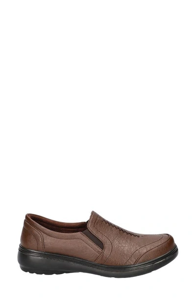 Easy Street Ultimate Comfort Slip-on In Brown
