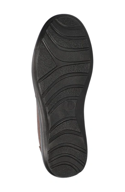 Easy Street Ultimate Comfort Slip-on In Brown