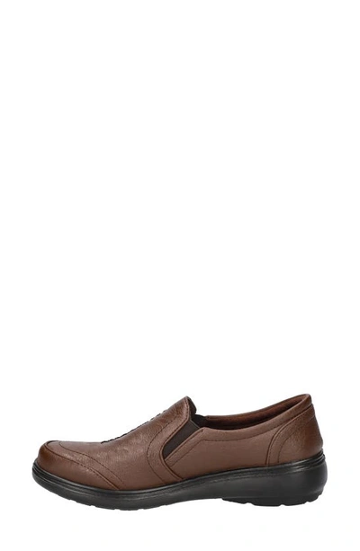 Easy Street Ultimate Comfort Slip-on In Brown