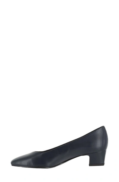 Easy Street Prim Kitten Heel Pumps In Navy