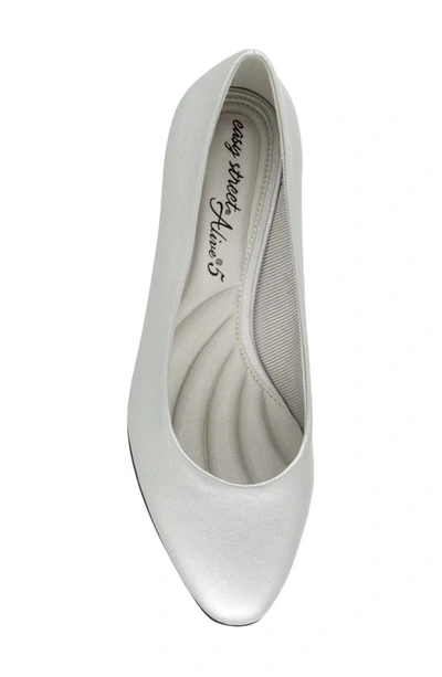 Easy Street Prim Womens Faux Leather Slip On Pumps In Silver Satin