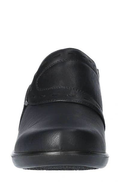 Easy Street Cynthia Womens Faux Leather Slip On Mules In Black