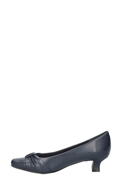 EASY STREET EASY STREET WAIVE SQUARE TOE PUMP 
