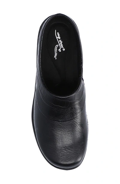 Easy Street Swing Comfort Mule In Black/croco