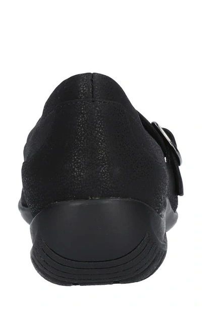 Easy Street Cinnnamon Comfort Slip-on In Black