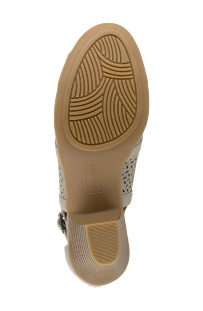 Easy Street Carrigan Cutout Bootie In Grey