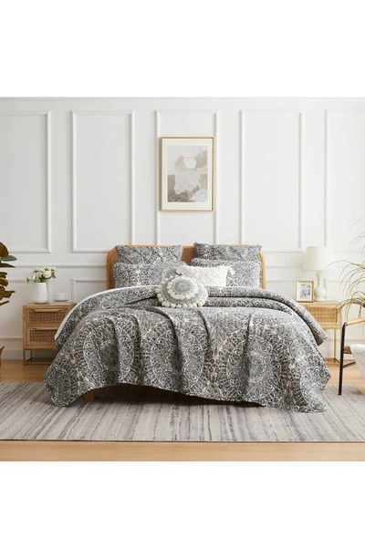 Southshore Fine Linens Ashanti 7-piece Quilt Set In Grey