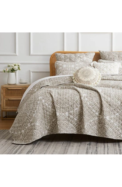 Southshore Fine Linens Ashanti 7-piece Quilt Set In Bone