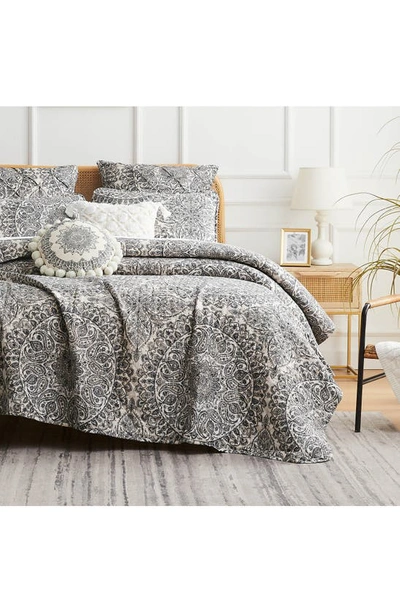 Southshore Fine Linens Ashanti 7-piece Quilt Set In Grey