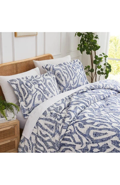 Southshore Fine Linens Khari Reversible Duvet & Sham Set In Blue