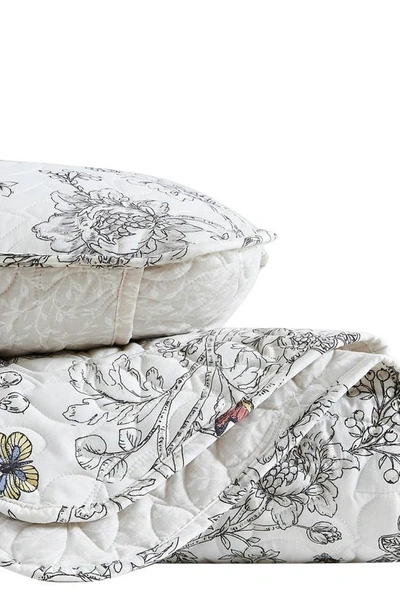 Southshore Fine Linens Bayberry Quilt & Sham Set In Off-white