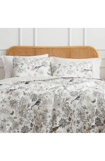 Southshore Fine Linens Bayberry Quilt & Sham Set In Off-white