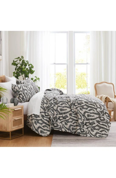 Southshore Fine Linens Khari Quilt & Sham Set In Charcoal