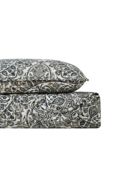Southshore Fine Linens Ashanti Quilt & Sham Set In Grey