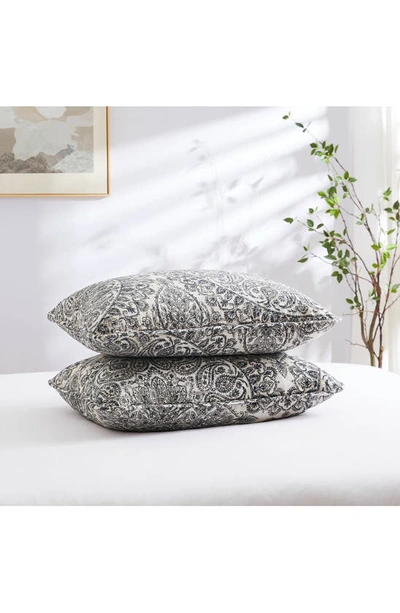 Southshore Fine Linens Ashanti Quilt & Sham Set In Grey