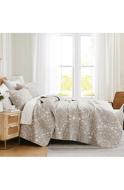 Southshore Fine Linens Ashanti Quilt & Sham Set In Bone