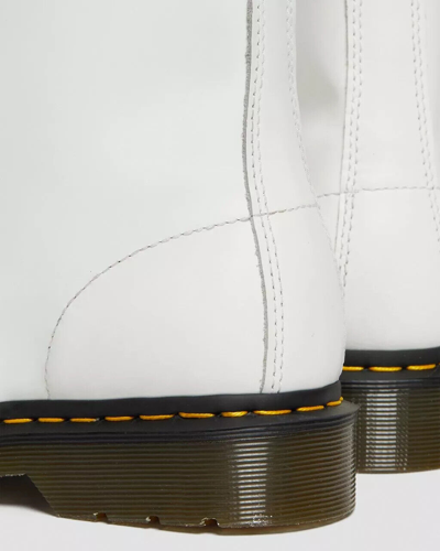 Pre-owned Dr. Martens 1460 Smooth Leather Lace Up Boots Us Mens Sizing White 11822100