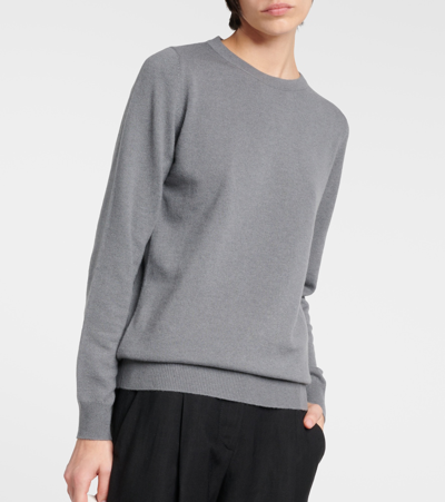 Brunello Cucinelli Embellished Cashmere Sweater In Gray