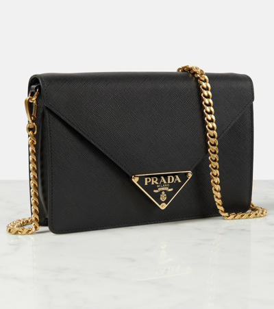 Prada Schultertasche Small Aus Leder In Schwarz