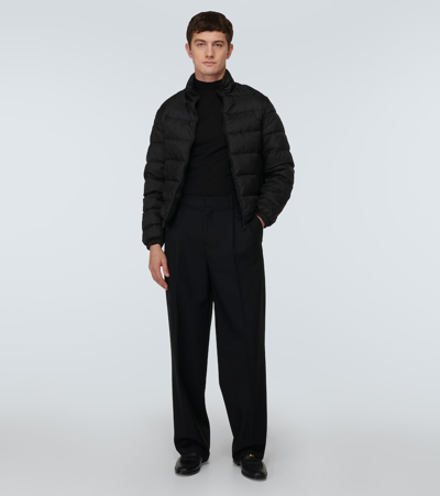 Versace Barocco Jacquard Zip-up Puffer Jacket In Black