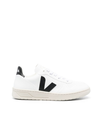 Shop Veja Sneaker V-10 White Black In White_black