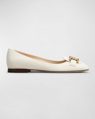 Shop Tod's Leather Chain Ballerina Flats In Mousse