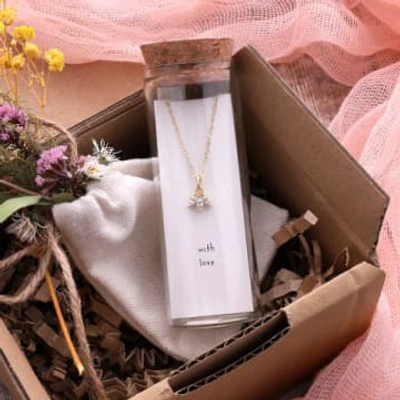 Shop Attic Three Crystal Flower Necklace 14k Gold