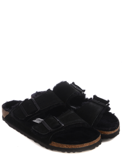 Birkenstock Arizona Shearling Slides With Large Buckle In Black