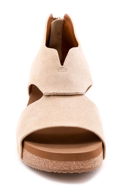 Volatile Gainsbourg Platform Wedge Sandal In Sand