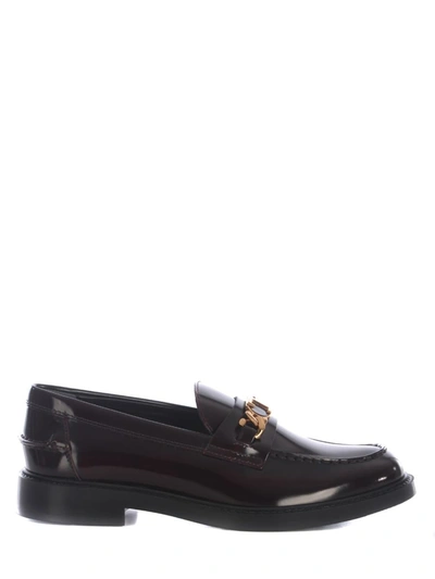 Tod's Leather Loafers Gold-tone Hardware In Bordeaux