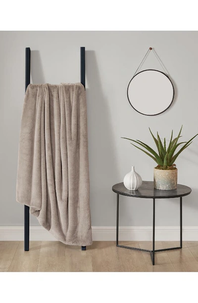 Ymf Faux Fur Throw In Tan