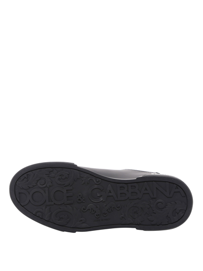 Dolce & Gabbana Round-toe Low-top Casual Shoes In Black