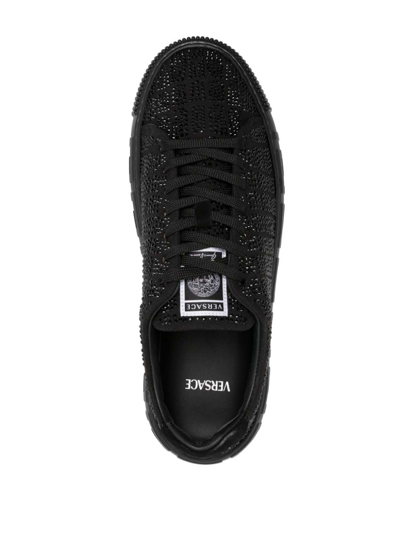 Shop Versace Zapatillas - Negro In Black