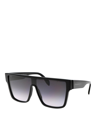 Alexander Mcqueen Alexander Mc Queen Ss22 Sunglasses Am0354 S 001 In Black
