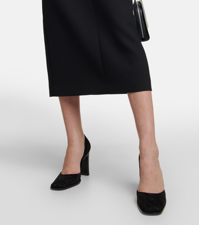 The Row Mae Suede Pumps In Black