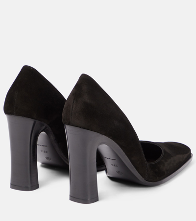 The Row Mae Suede Pumps In Black