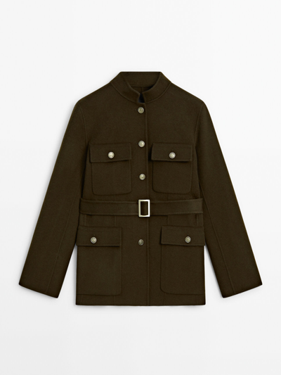 Shop Massimo Dutti Jacke Aus Wollgemisch Mit Taschen Und Goldfarbenen Knöpfen In Khaki