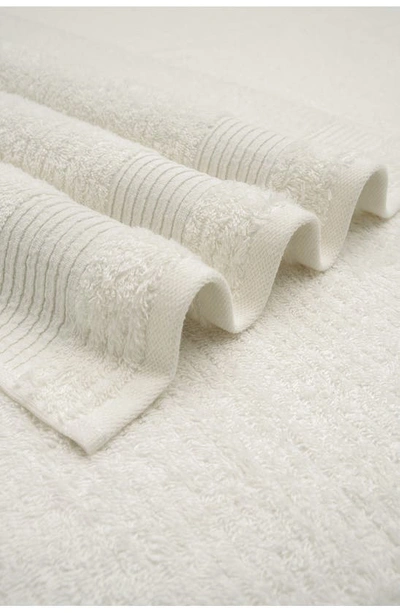 Shop Chic Jacquard Weave Cotton 2-piece Bath Sheet Set In Beige