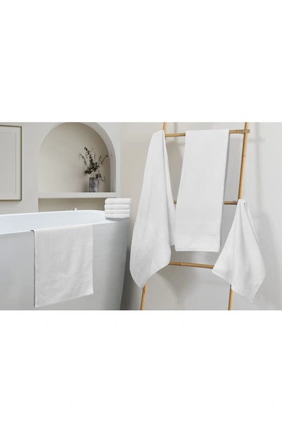Shop Chic Turkish Cotton 6-piece Bath Towel Set In White