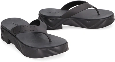 Shop Gucci Rubber Thong-sandals In Black