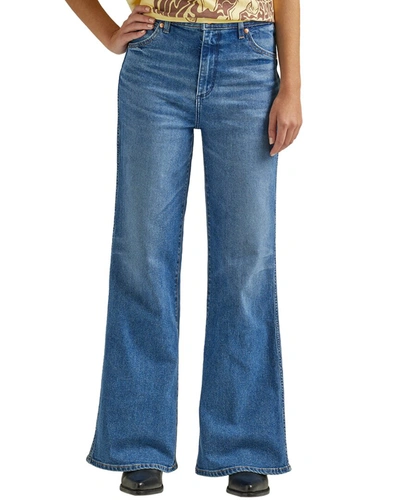 Shop Wrangler Bonnie Smoke Sea Low Rise Loose Jean In Blue