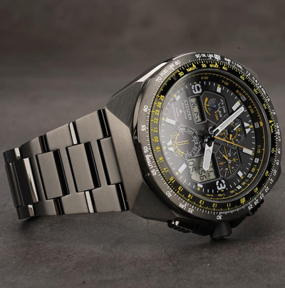 Pre-owned Citizen Jy8127-59e Promaster Skyhawk Black Dial Sapphire World Time Watch