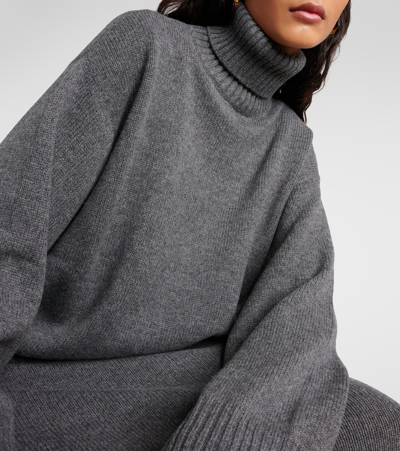 Shop Brunello Cucinelli Wool And Silk Blend Sweater In Grey