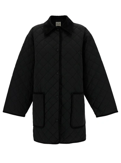 Shop Totême Black Jacket With Collar And Oversized Pockets In Quilted Fabric Woman