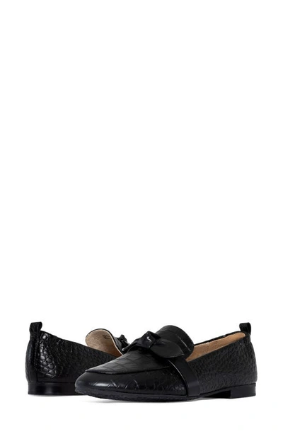 Shop Nydj Douglas Loafer In Black